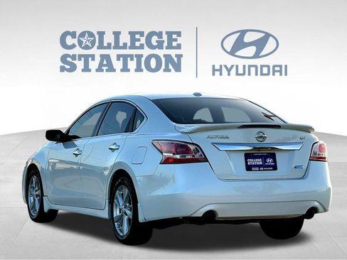 Used 2013 Nissan Altima 2.5 SV FWD image 8