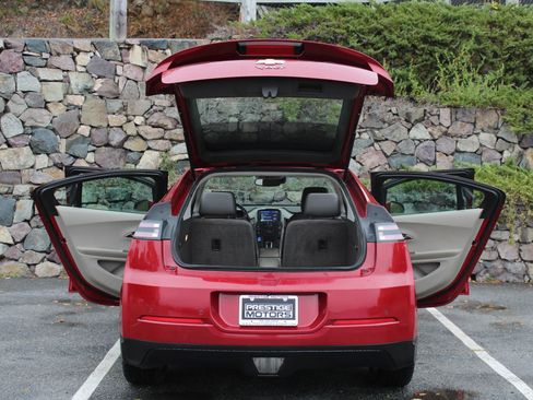 Used 2014 Chevrolet Volt Premium w/ Premium Trim Package image 10