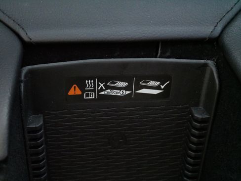 Used 2023 Cadillac XT4 Sport w/ Cold Weather Package image 31