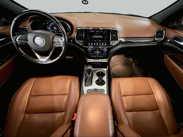 Used 2020 Jeep Grand Cherokee Overland AWD/4WD image 14
