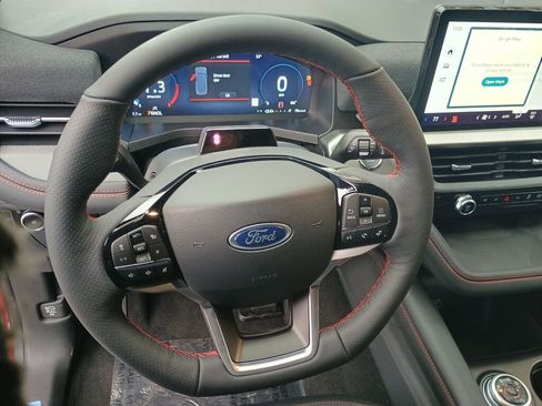 New 2026 Ford Explorer ST-Line w/ ST-Line Street Pack image 11