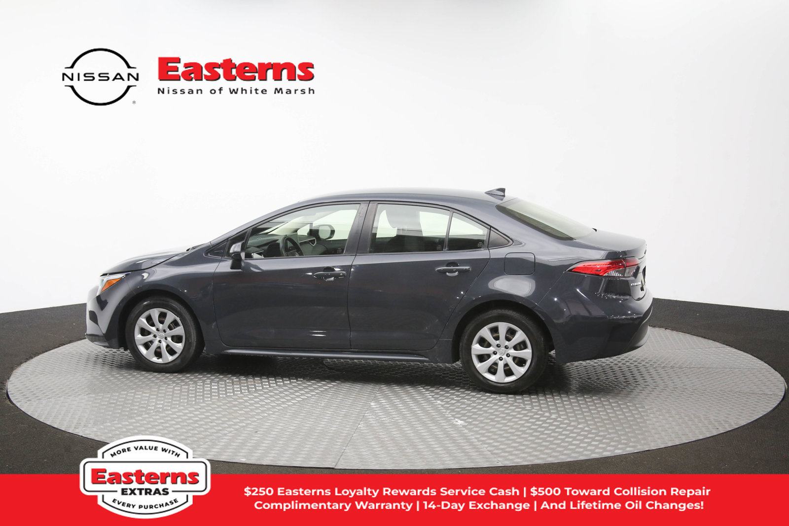 Used 2023 Toyota Corolla LE w/ Carpet Mat Package (TMS) FWD image 94