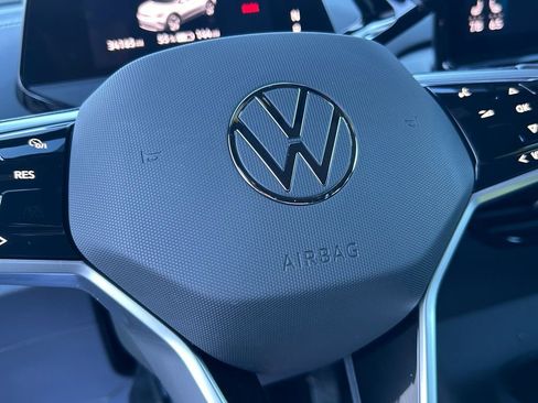 Used 2023 Volkswagen ID.4 Pro S image 24