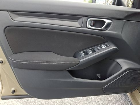 Used 2025 Honda Civic Sport image 12