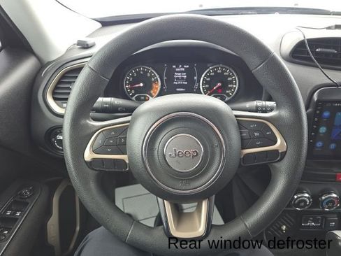 Used 2017 Jeep Renegade Sport w/ Power & Air Group image 12