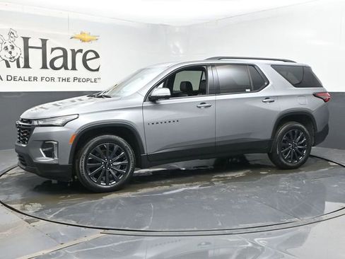 Used 2023 Chevrolet Traverse RS w/ LPO, Floor Liner Package image 33