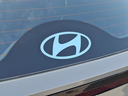 New 2026 Hyundai Tucson SE image 19