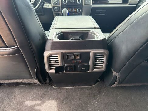 Used 2017 Ford F150 Platinum w/ Equipment Group 701A Luxury AWD/4WD image 20