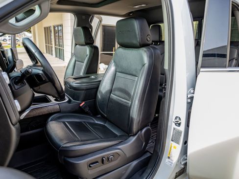 Used 2020 GMC Sierra 2500 Denali w/ Denali Ultimate Package image 29