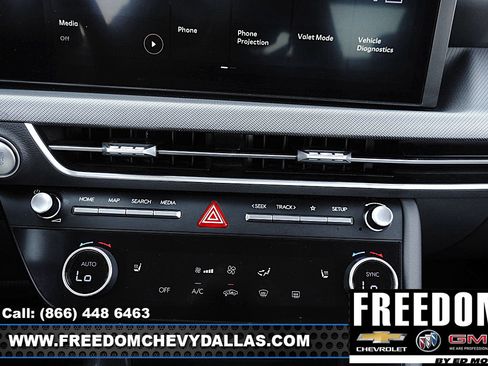 Used 2025 Hyundai Sonata SEL FWD image 17