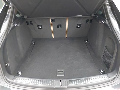 Certified 2021 Porsche Macan S image 14