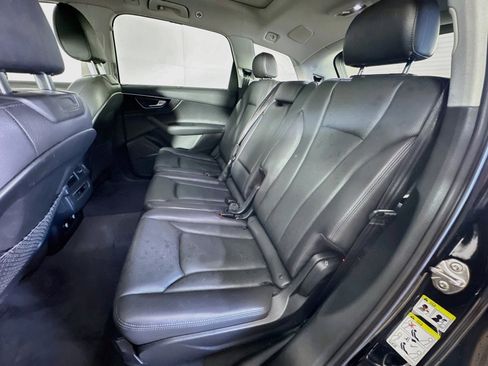 Used 2018 Audi Q7 3.0T Premium Plus w/ Premium Plus Package AWD/4WD image 27