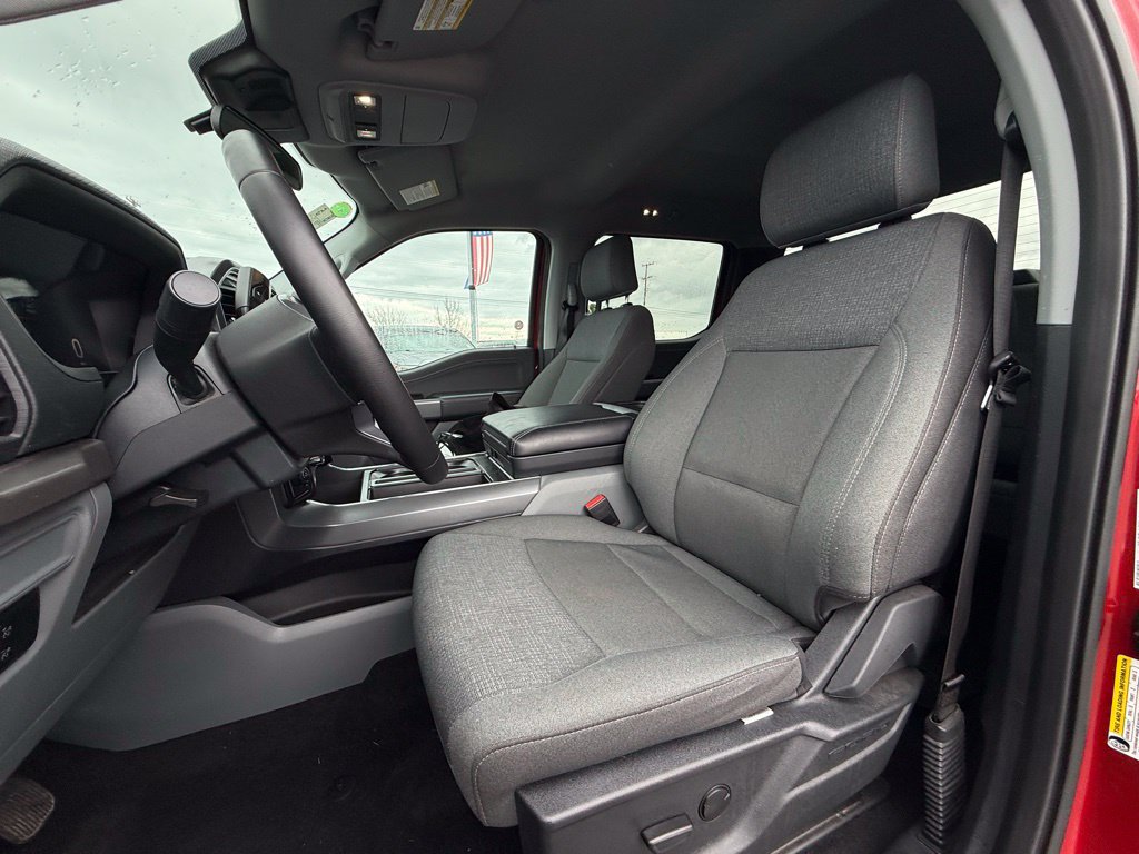 Used 2025 Ford F150 XLT w/ Equipment Group 301A Standard AWD/4WD image 20