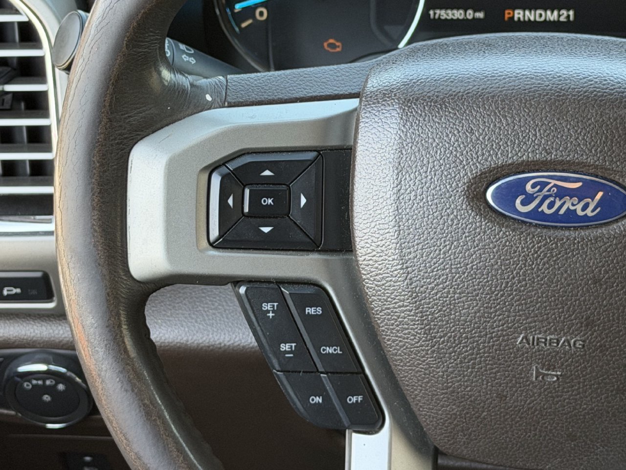 Used 2016 Ford F150 King Ranch w/ Equipment Group 601A Luxury AWD/4WD image 14