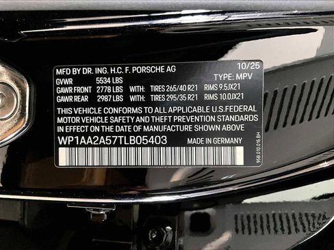 New 2026 Porsche Macan image 32