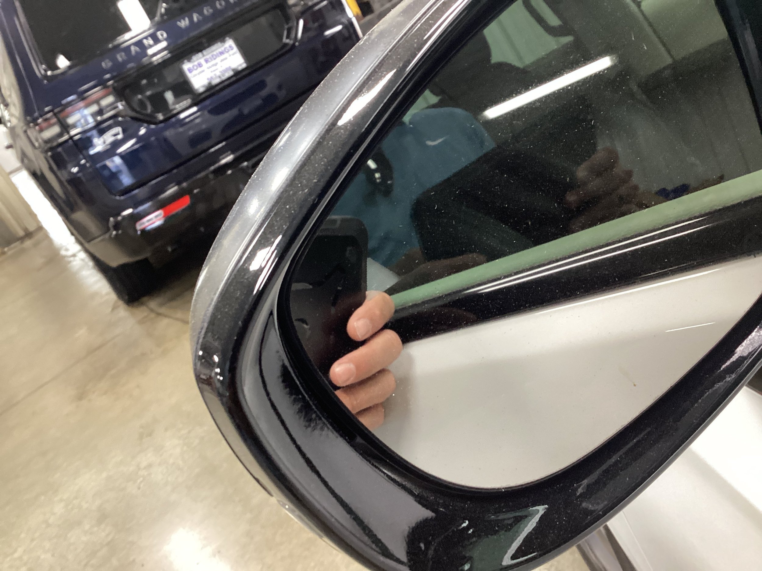 Used 2024 Chrysler Pacifica Touring-L w/ Road Tripper Package FWD image 11