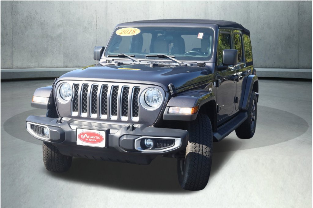 Used 2018 Jeep Wrangler Unlimited Sahara w/ Cold Weather Group AWD/4WD image 14