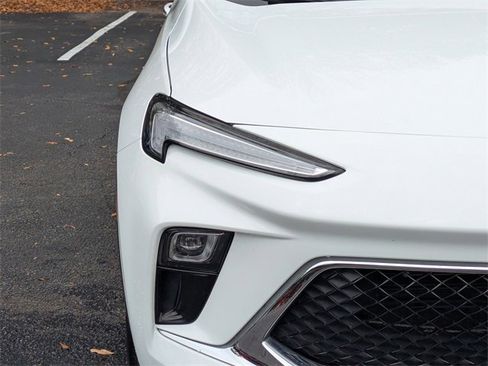 Used 2024 Buick Encore GX Sport Touring image 10