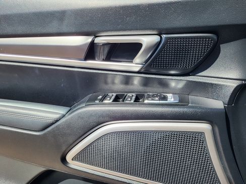 Used 2023 Kia Telluride S w/ S Sunroof Package image 6