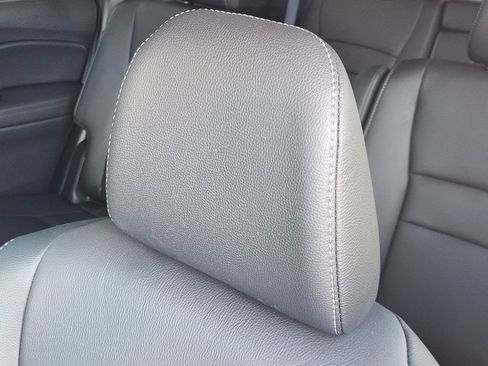 Used 2020 Honda Pilot Touring image 24