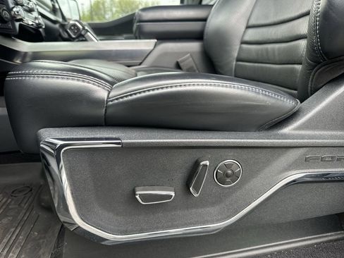 Used 2024 Ford F150 Platinum image 12