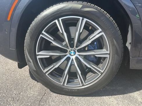 Used 2020 BMW X6 xDrive40i w/ M Sport Package AWD/4WD image 9