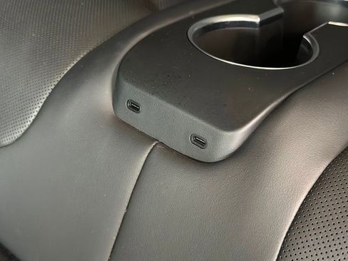 Used 2022 Tesla Model X Plaid image 28