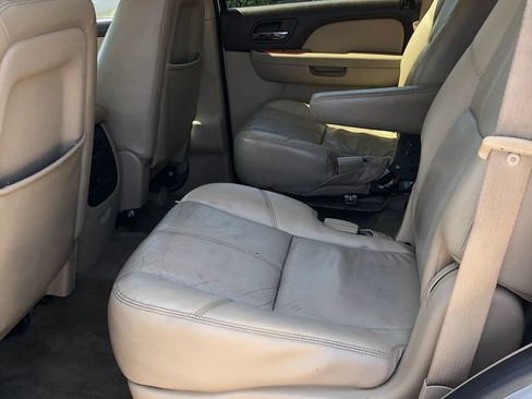 Used 2012 Chevrolet Tahoe LT RWD image 13