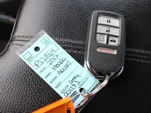 Used 2017 Honda Accord EX-L image 28