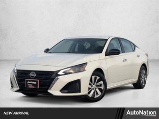 Used 2025 Nissan Altima 2.5 S video 1