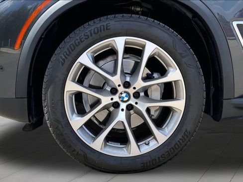Used 2023 BMW X5 xDrive40i w/ Premium Package AWD/4WD image 33