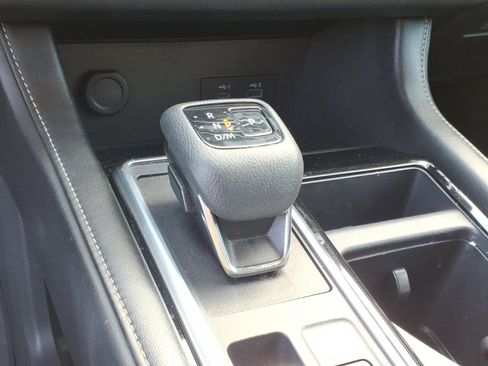 Used 2022 Nissan Pathfinder SL w/ SL Black Package image 20