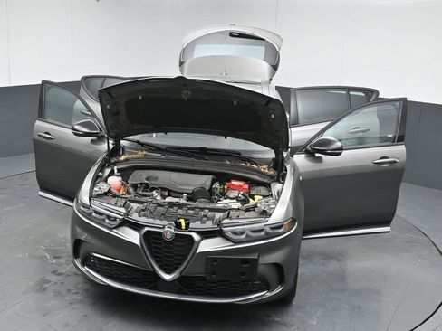 Used 2024 Alfa Romeo Tonale Ti AWD/4WD image 56