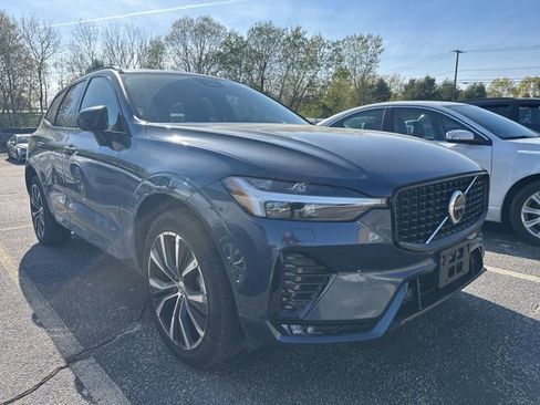 Used 2023 Volvo XC60 B5 Plus w/ Climate Package AWD/4WD image 1