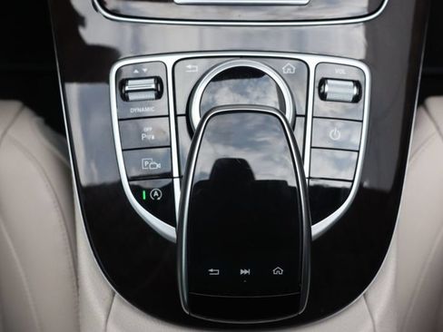 Used 2019 Mercedes-Benz E 450 4MATIC Sedan w/ Premium Package image 18