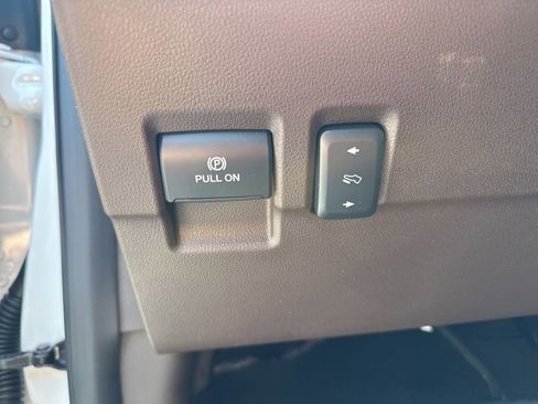 New 2026 Ford F350 King Ranch w/ FX4 Off-Road Package image 18