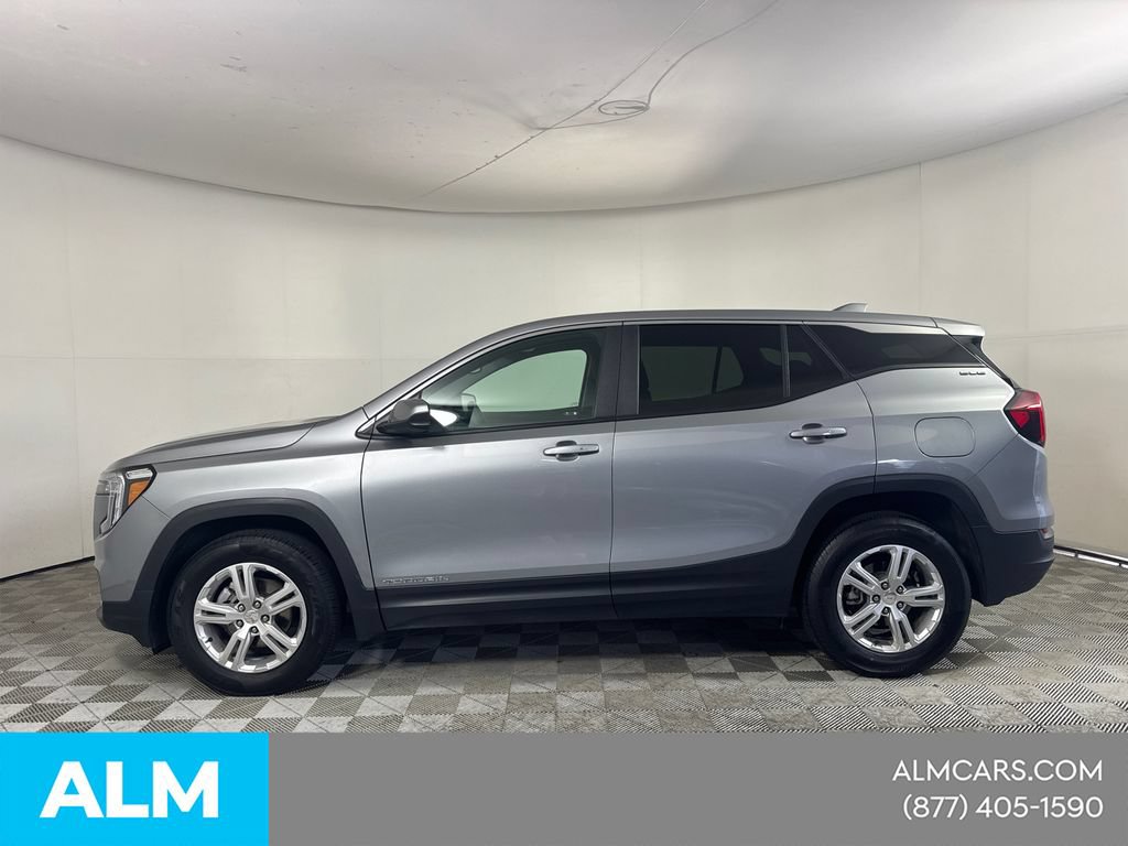 Used 2024 GMC Terrain SLE AWD/4WD image 10