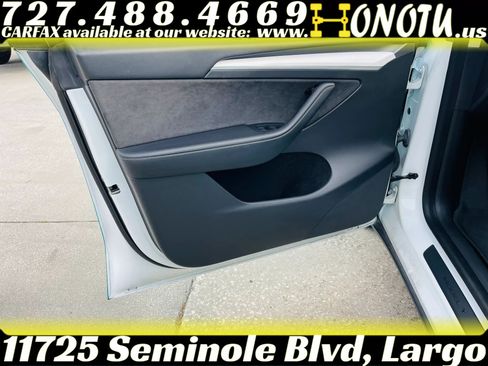 Used 2022 Tesla Model Y Long Range AWD/4WD image 13