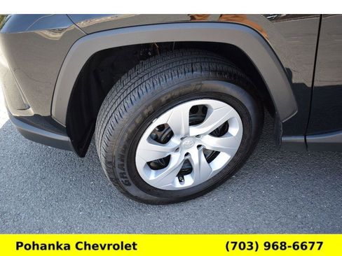 Used 2024 Toyota RAV4 LE image 29