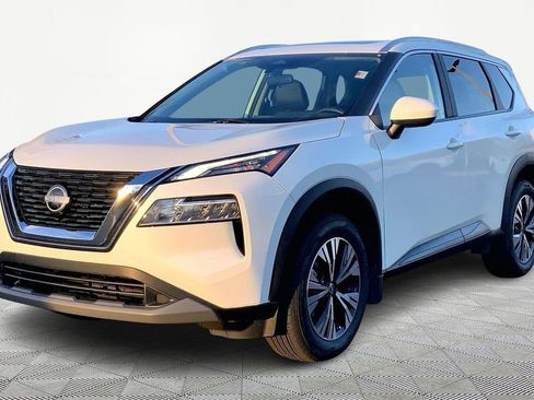 Used 2023 Nissan Rogue SV w/ SV Premium B Package image 3