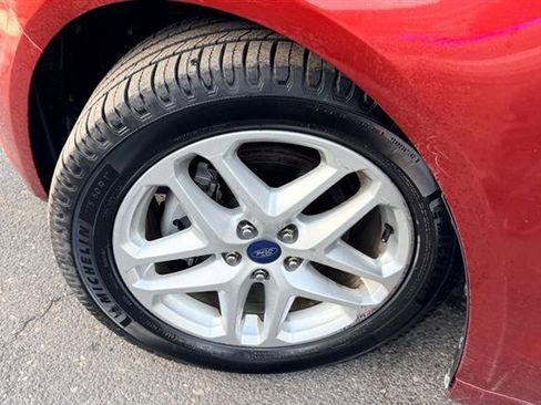 Used 2014 Ford Fusion SE FWD image 23