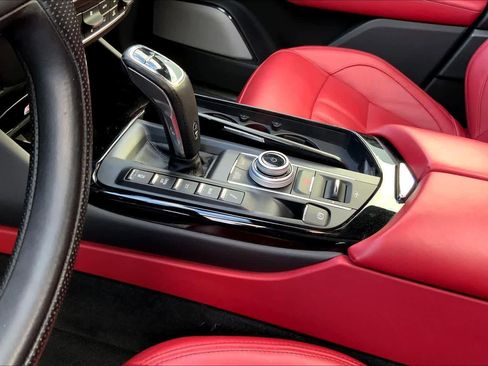 Used 2021 Maserati Levante S GranSport image 14