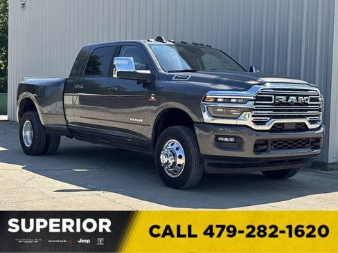 Used 2025 RAM 3500 Laramie AWD/4WD image 1