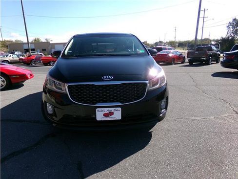 Used 2015 Kia Sedona SX image 2
