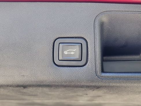 Used 2019 GMC Terrain Denali w/ Advanced Safety Package FWD image 22