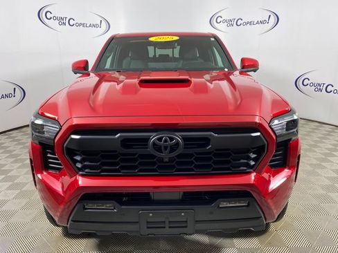 Certified 2025 Toyota Tacoma TRD Sport w/ TRD Sport Premium Package AWD/4WD image 2