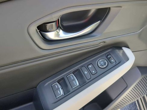 New 2025 Honda Accord SE image 12