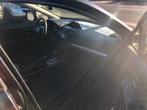 Used 2013 Subaru Impreza 2.0i Premium w/ All-Weather Pkg image 4