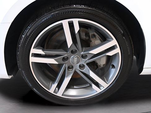 Used 2017 Audi A4 2.0T Premium Plus w/ Premium Plus Package AWD/4WD image 33