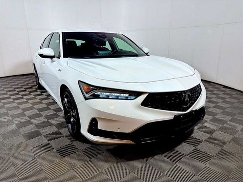 Used 2023 Acura Integra A-Spec image 2